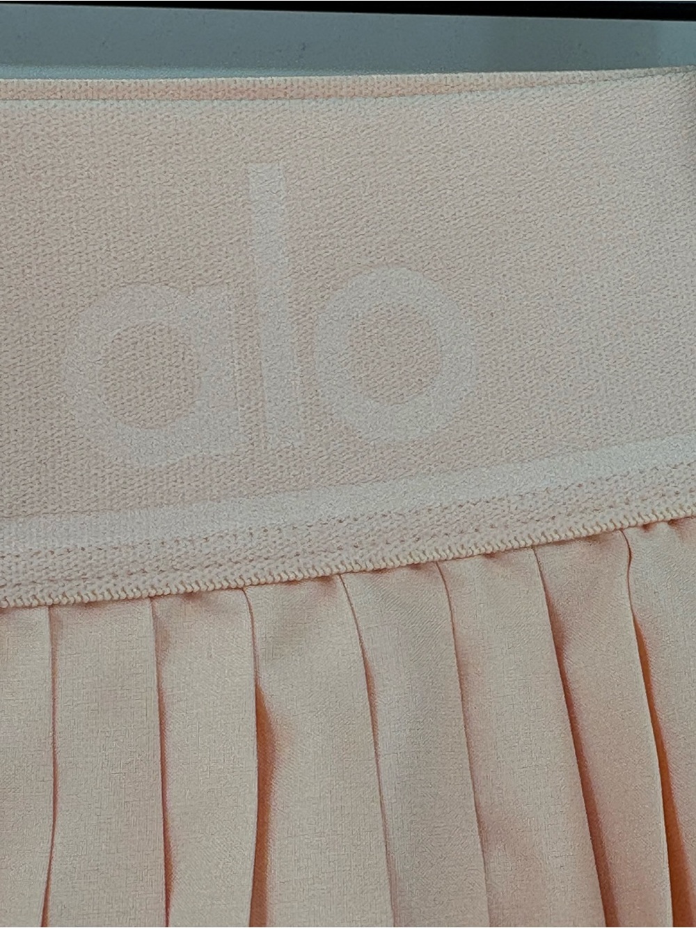 Alo Yoga Aces Tennis Skirt Peach Pink Pleated Skort Size M - Picture 14 of 15